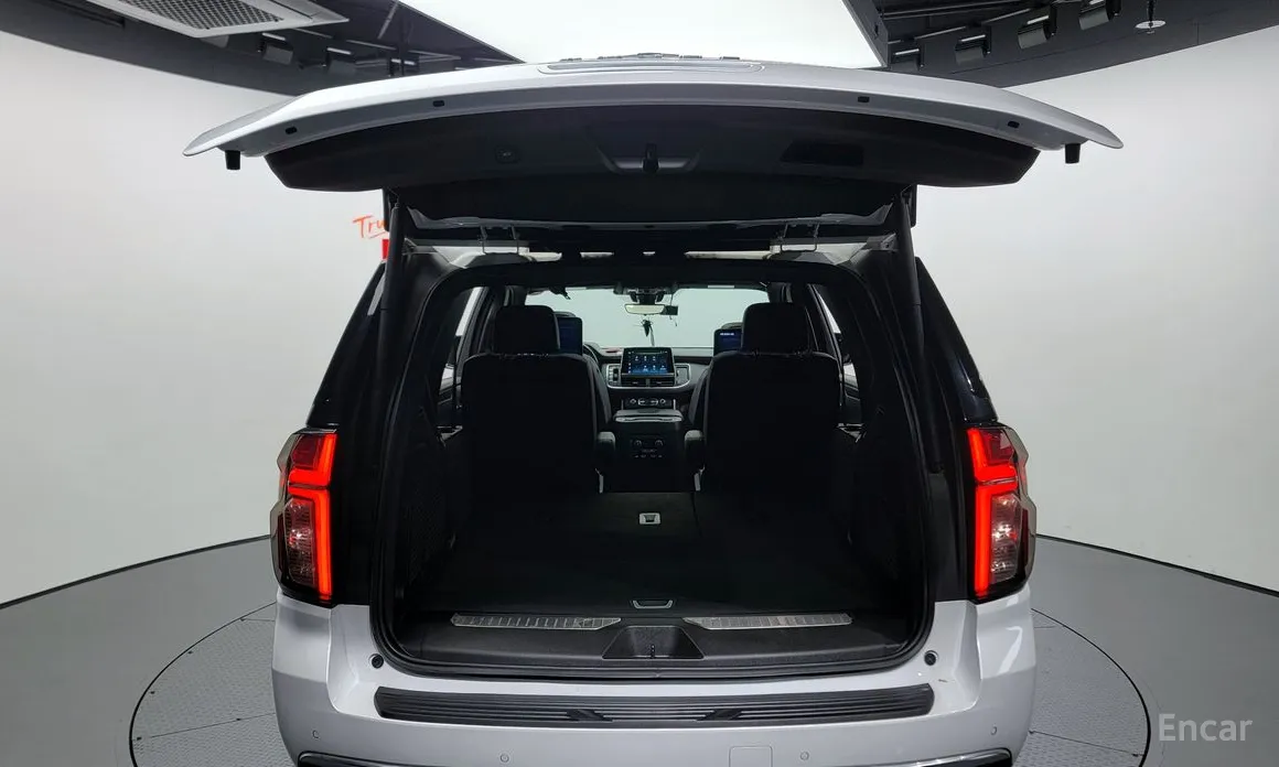 Фото 20 - Chevrolet Tahoe