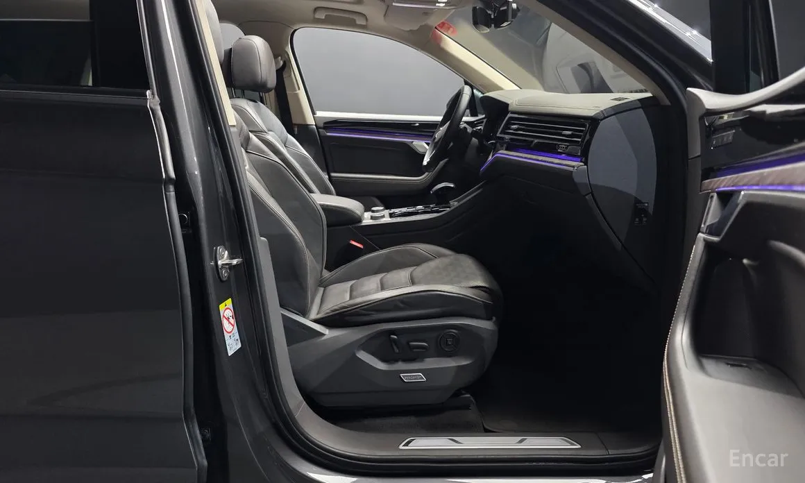 Фото 10 - Volkswagen Touareg