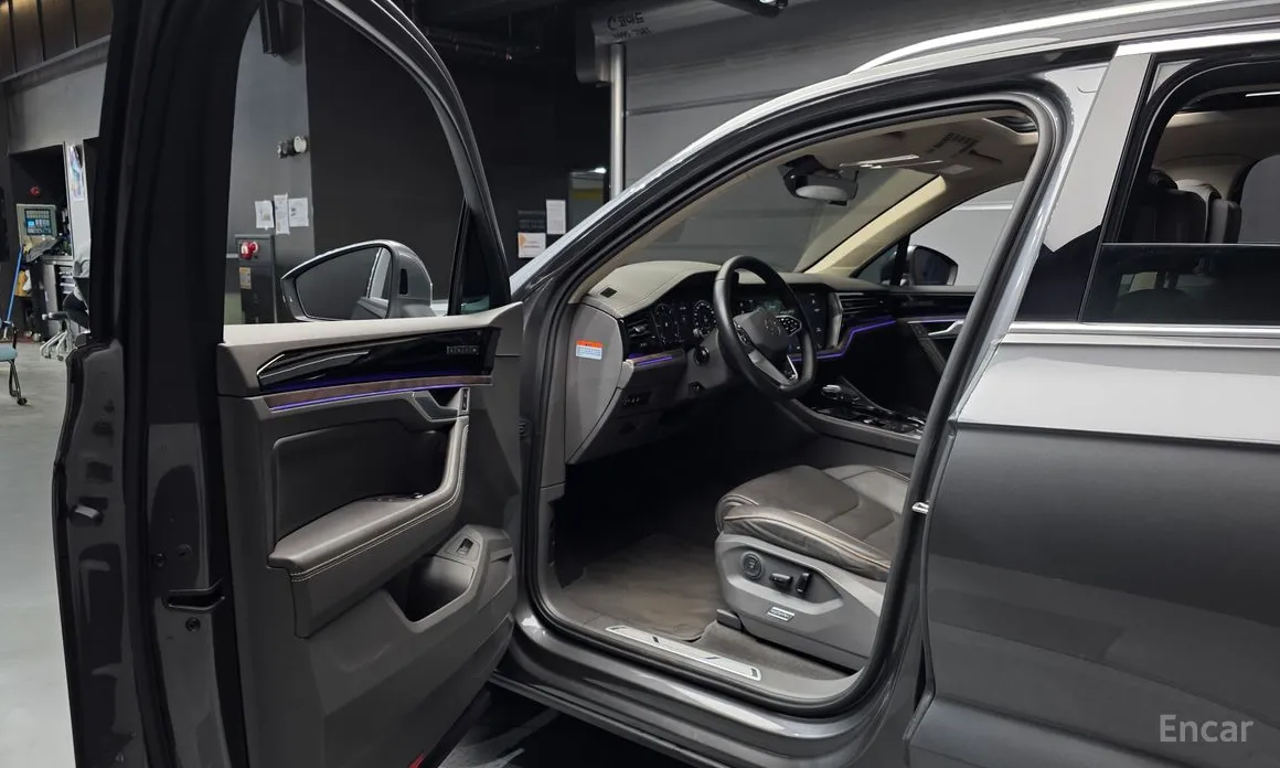 Фото 11 - Volkswagen Touareg