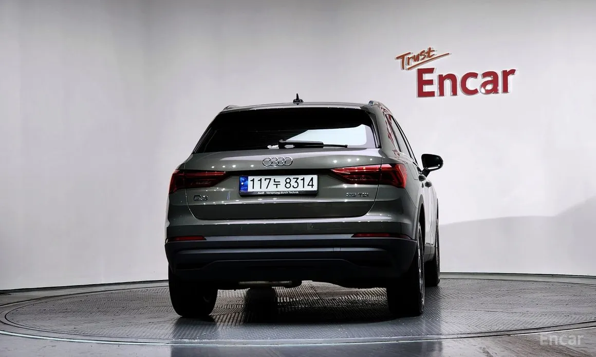 Фото 4 - Audi Q3