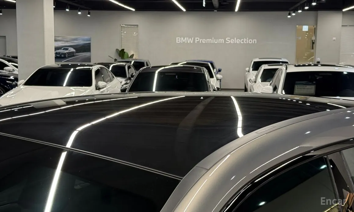 Фото 12 - BMW iX