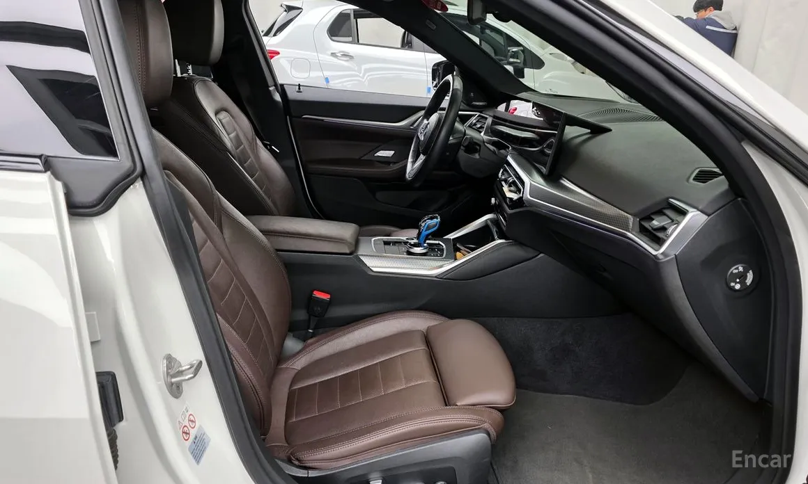 Фото 11 - BMW i4