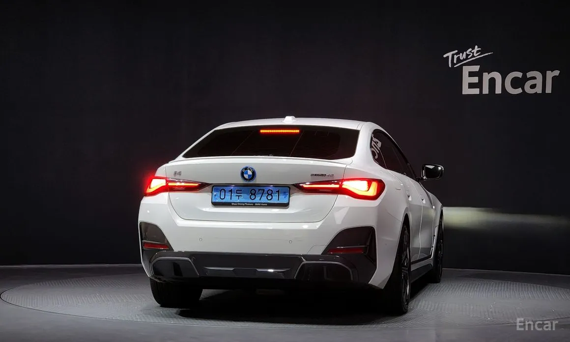 Фото 4 - BMW i4