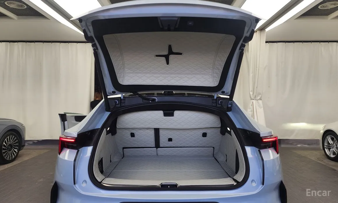 Фото 20 - Polestar 4