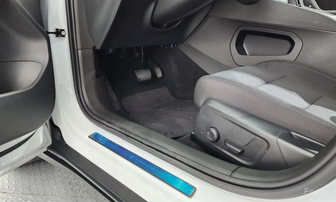 Фото 18 - Polestar 2