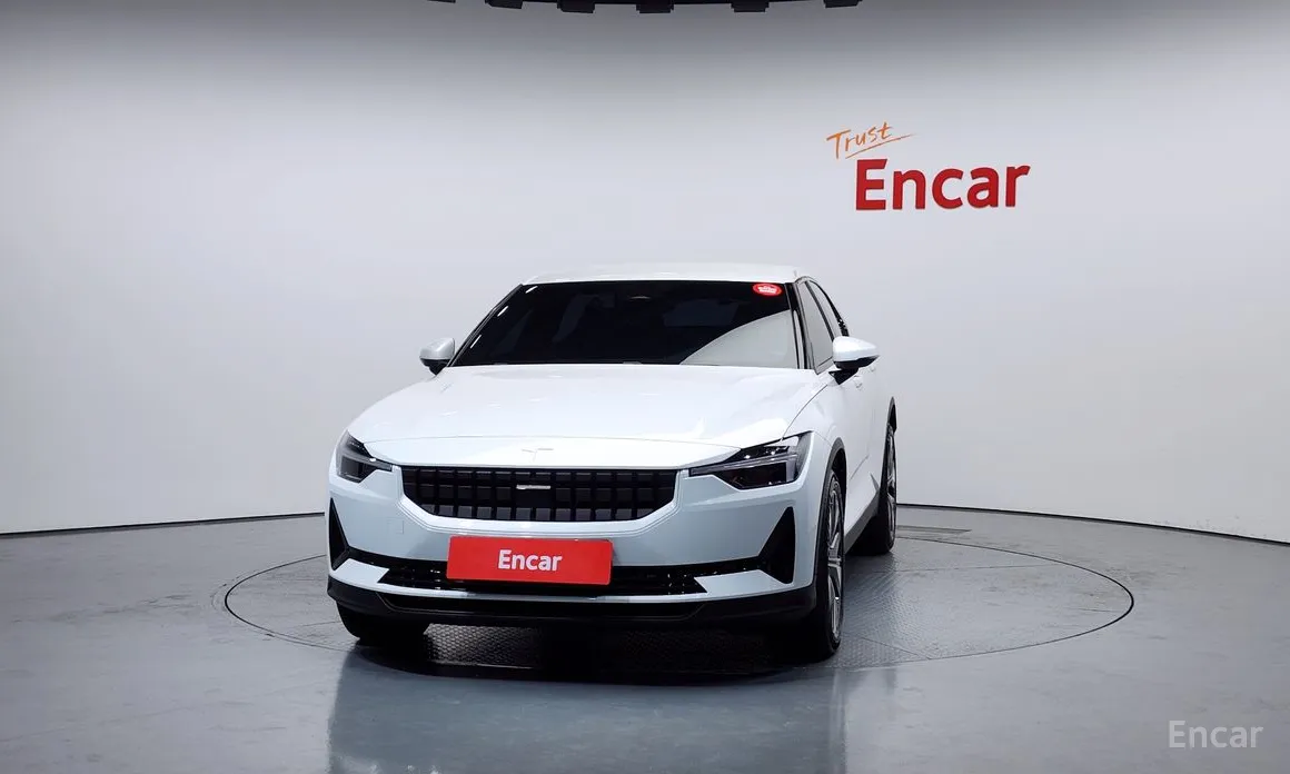 Фото 3 - Polestar 2