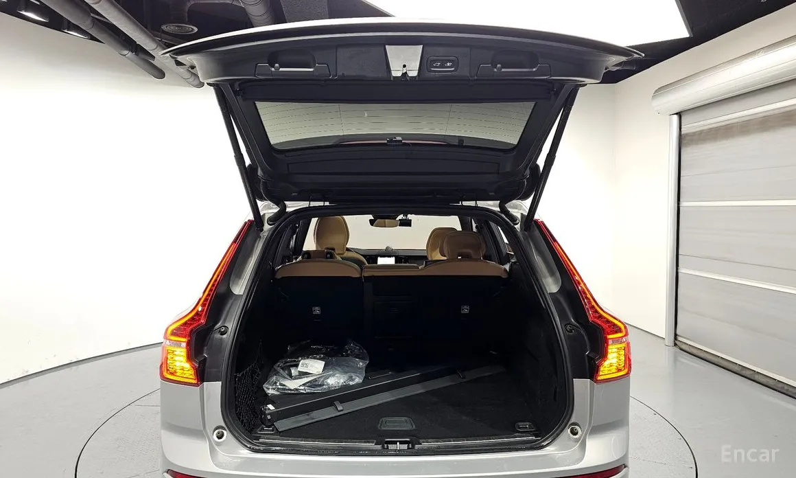 Фото 20 - Volvo XC60