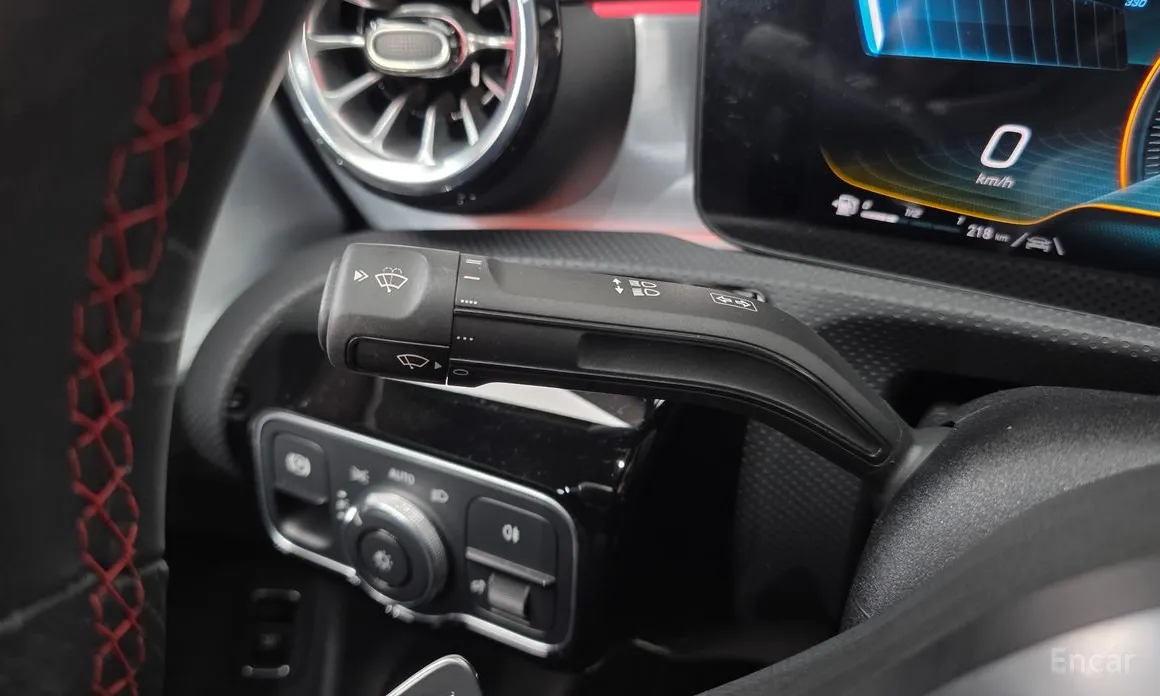 Фото 17 - Mercedes-Benz CLA-Class