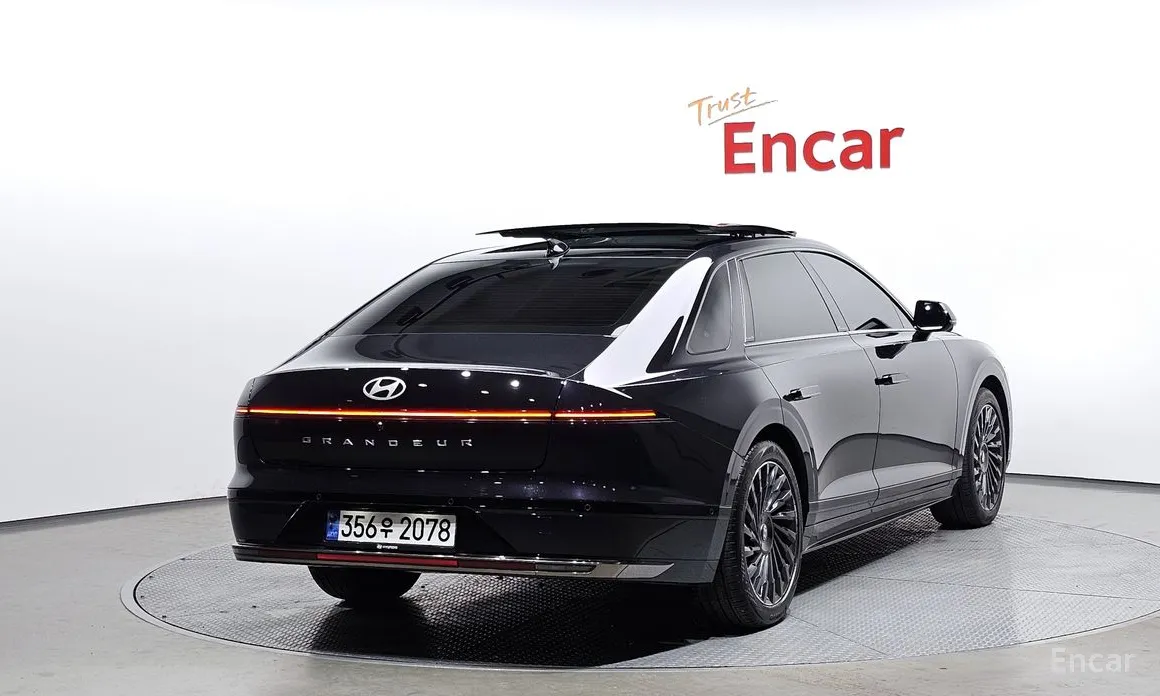 Фото 2 - Hyundai Grandeur