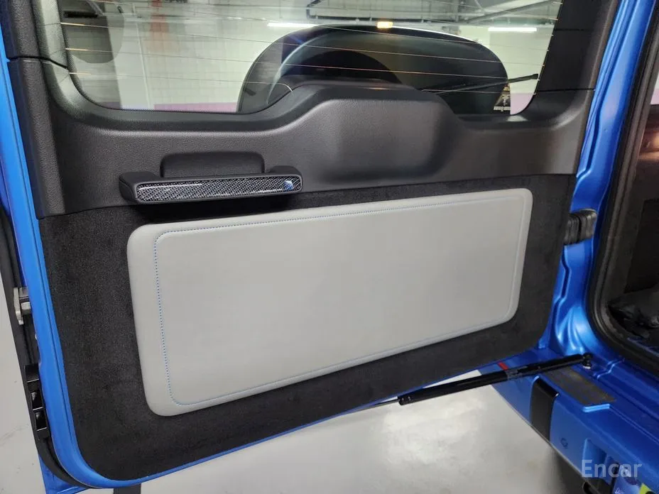 Фото 16 - Mercedes-Benz G-Class