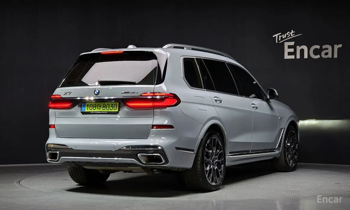 Фото 2 - BMW X7