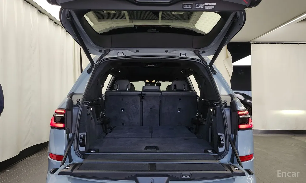 Фото 20 - BMW X7