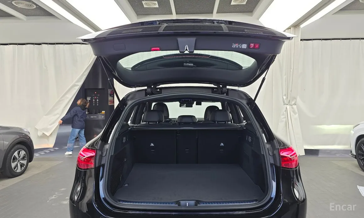 Фото 20 - Mercedes-Benz GLC-Class