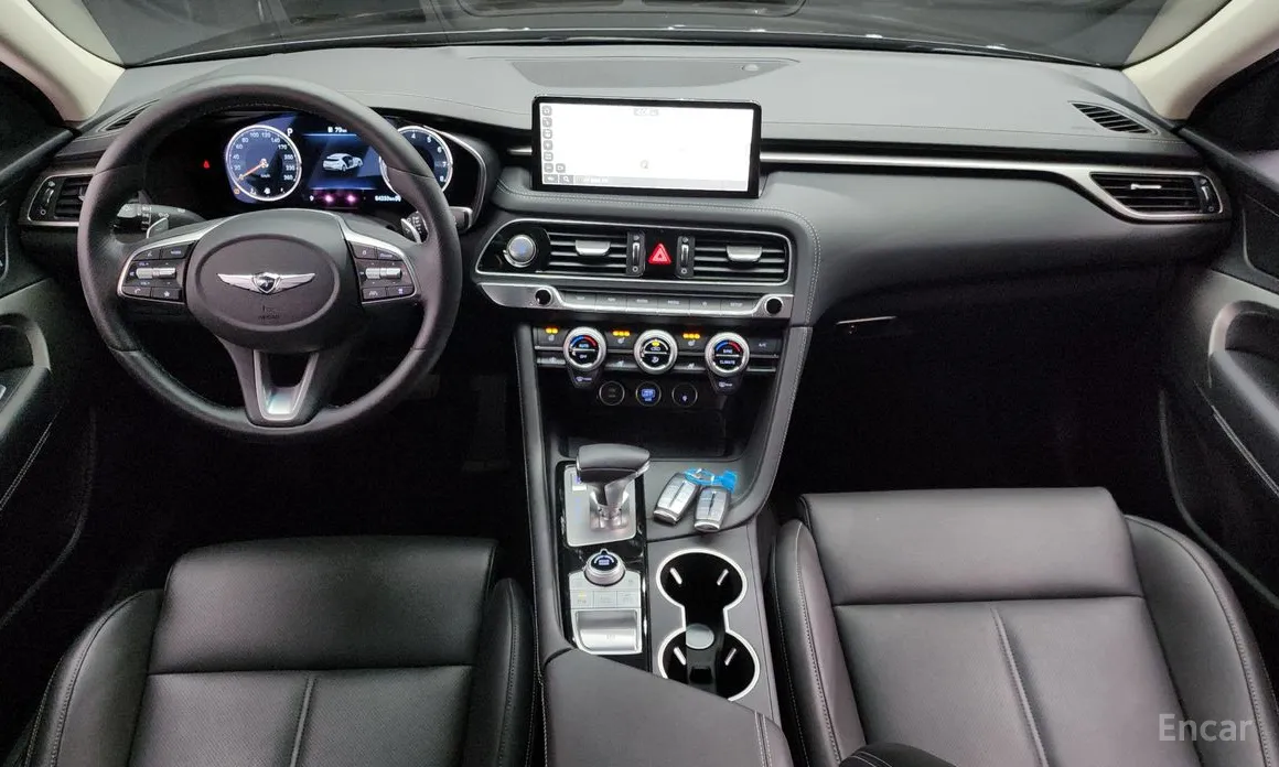 Фото 7 - Genesis G70