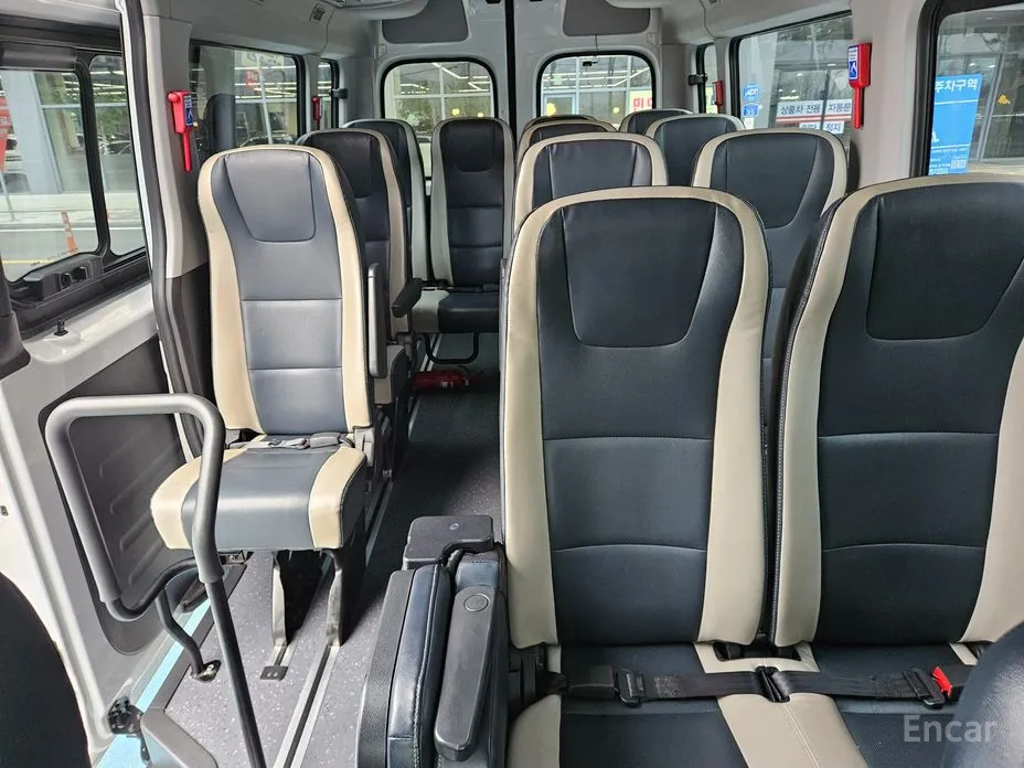 Фото 15 - Hyundai Solati