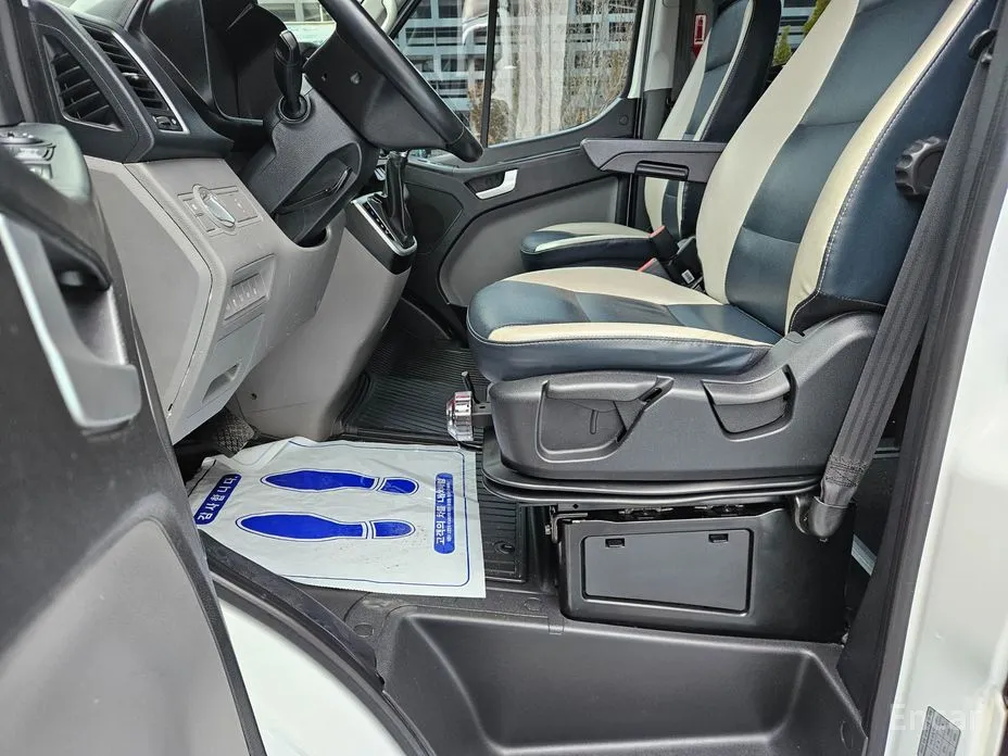 Фото 17 - Hyundai Solati