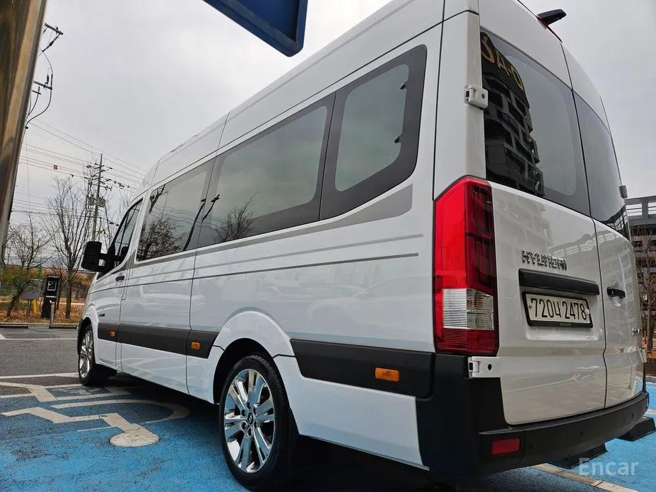 Фото 4 - Hyundai Solati