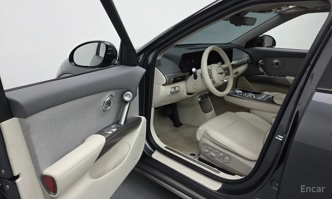 Фото 10 - Genesis GV60