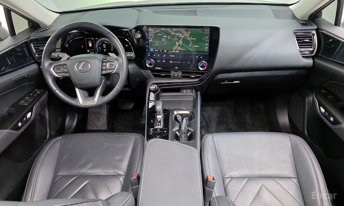 Фото 7 - Lexus NX