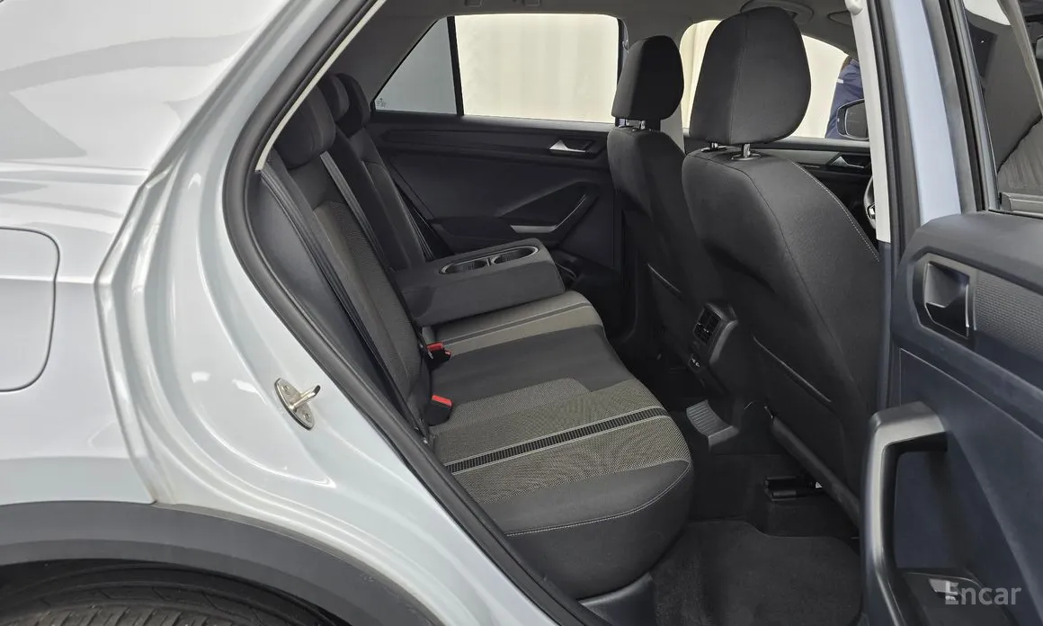 Фото 12 - Volkswagen T-Roc