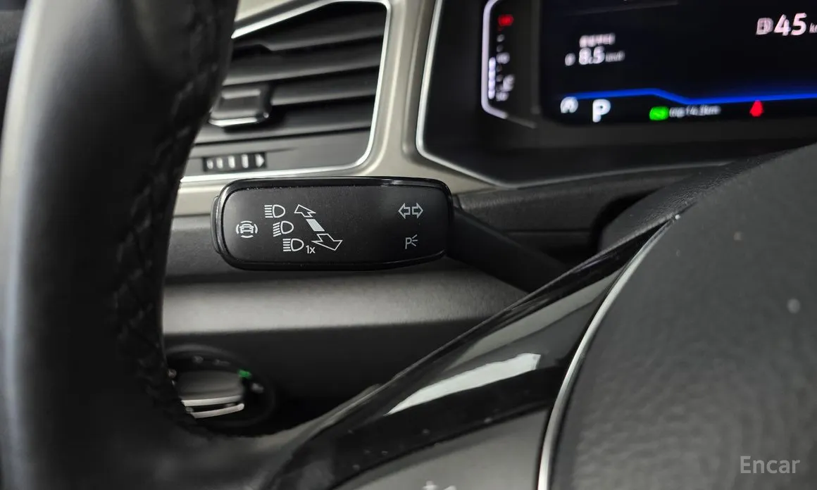 Фото 19 - Volkswagen T-Roc