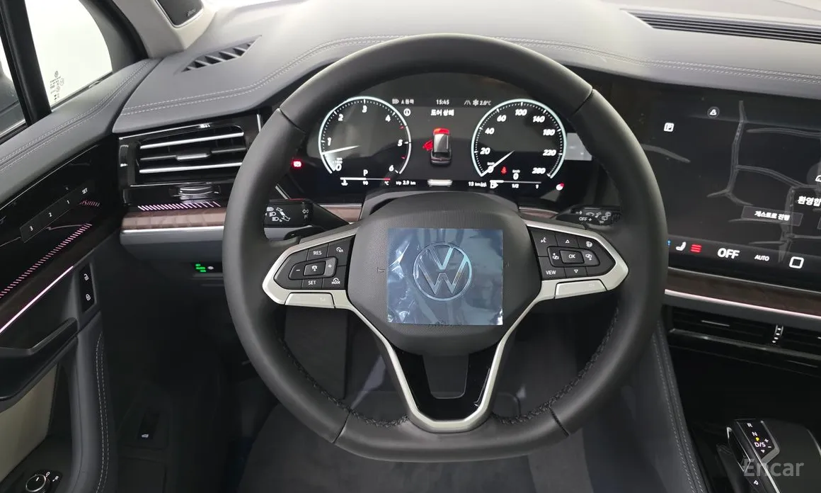 Фото 14 - Volkswagen Touareg