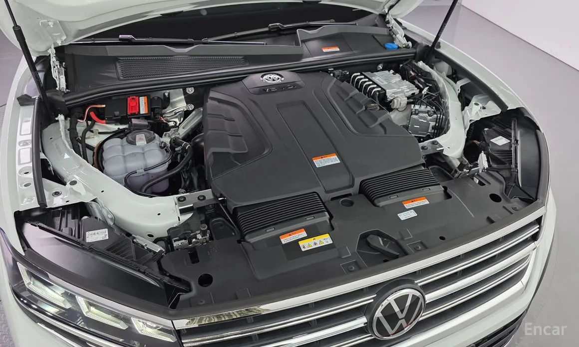 Фото 6 - Volkswagen Touareg