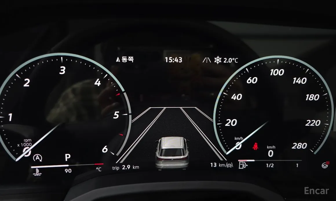 Фото 8 - Volkswagen Touareg