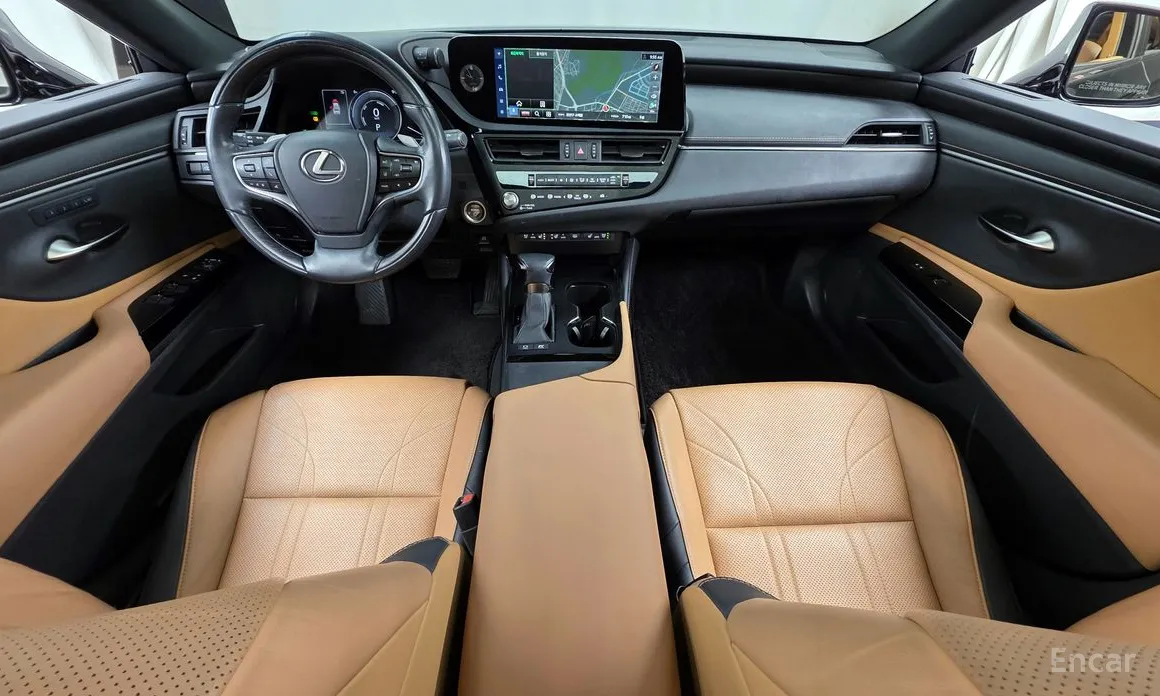 Lexus ES 2018 Luxury Plus