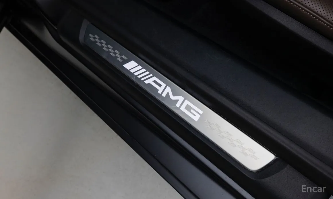 Фото 15 - Mercedes-Benz SL-Class