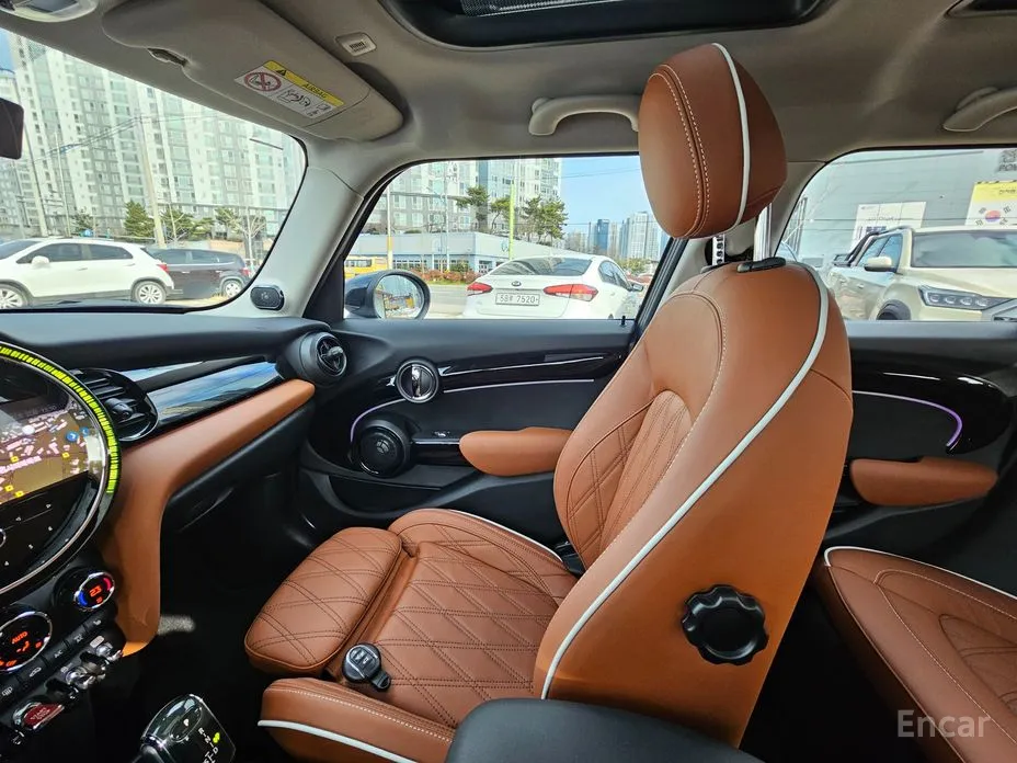 Фото 10 - Mini Cooper