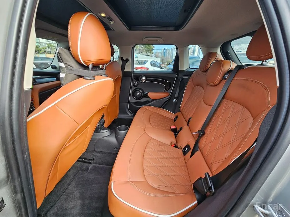 Фото 11 - Mini Cooper