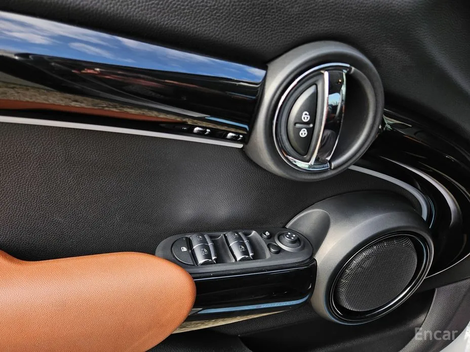 Фото 18 - Mini Cooper