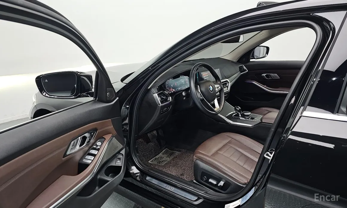 Фото 11 - BMW 3 Series