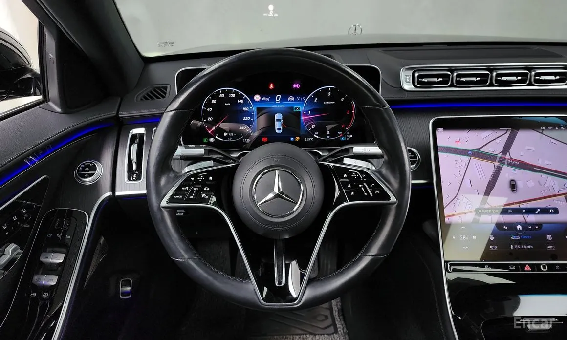 Фото 13 - Mercedes-Benz S-Class