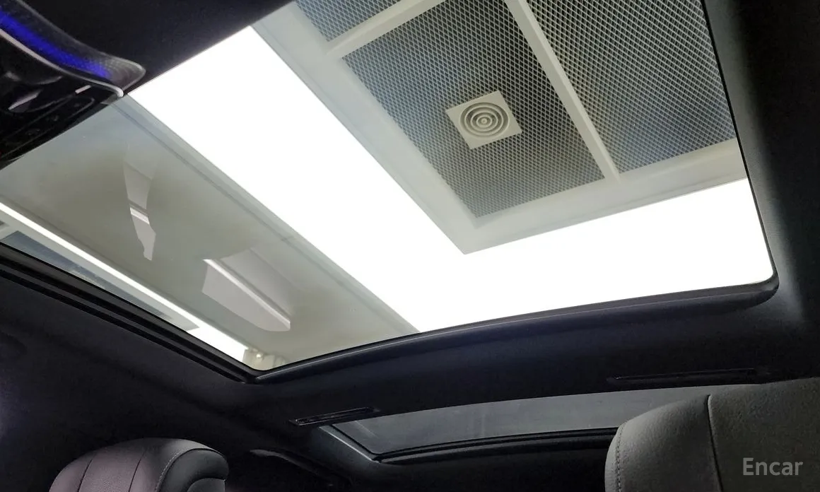 Фото 18 - Mercedes-Benz S-Class