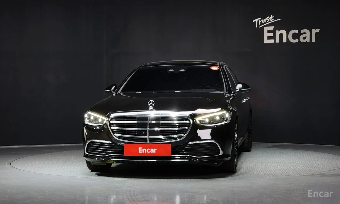 Фото 3 - Mercedes-Benz S-Class