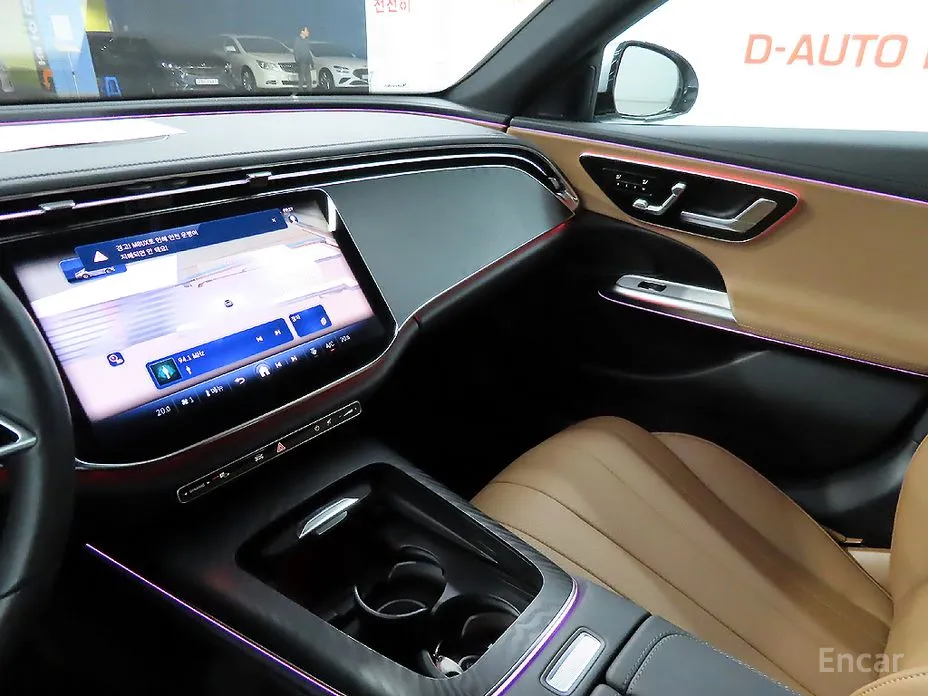 Фото 11 - Mercedes-Benz E-Class