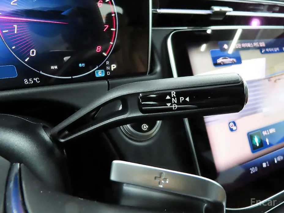 Фото 13 - Mercedes-Benz E-Class