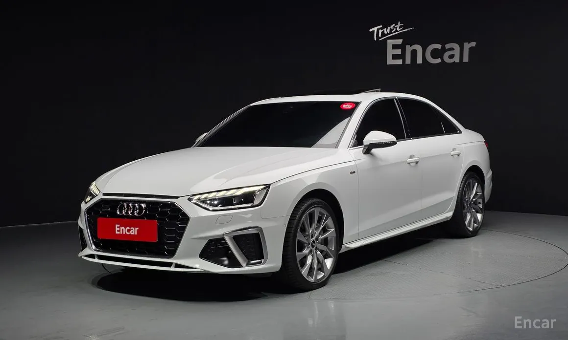 Фото 1 - Audi A4