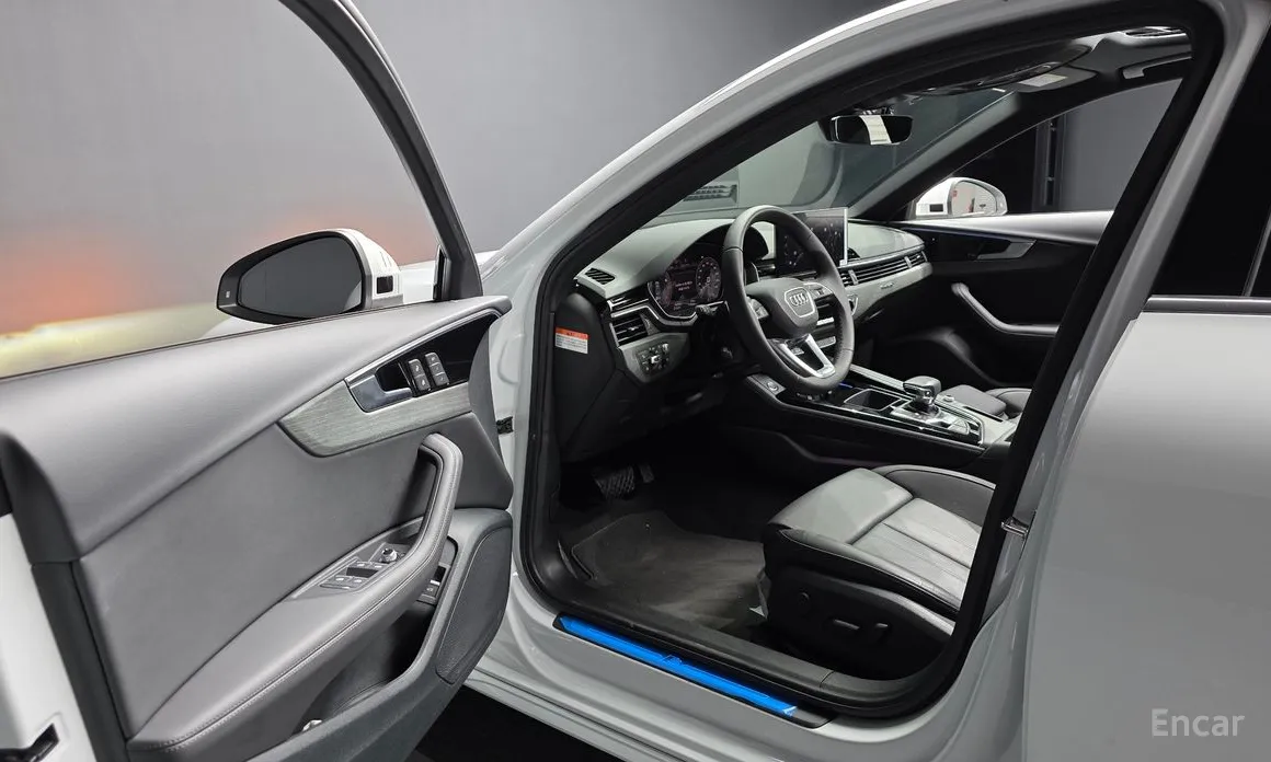 Фото 10 - Audi A4