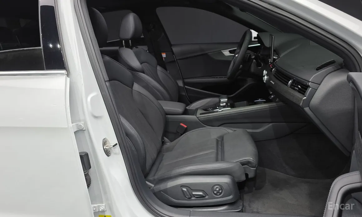 Фото 11 - Audi A4