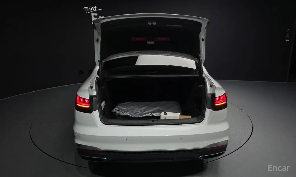 Фото 20 - Audi A4