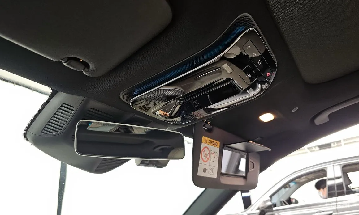 Фото 18 - Mercedes-Benz C-Class