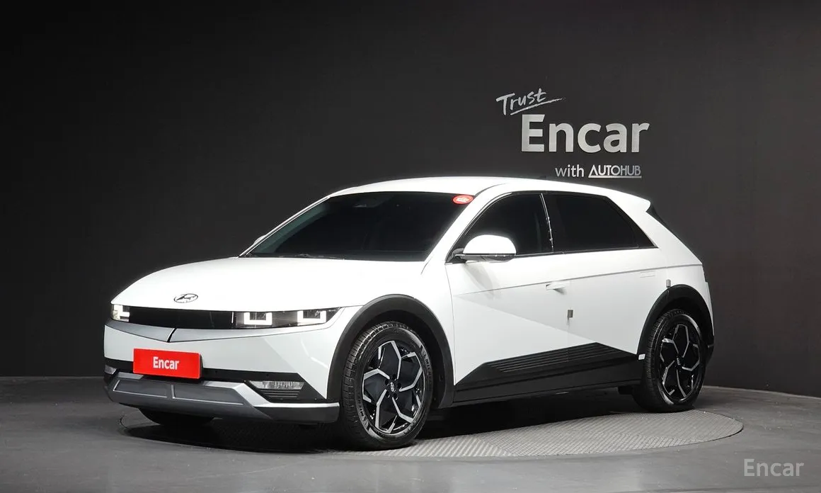 Photo 1 - Hyundai Ioniq 5