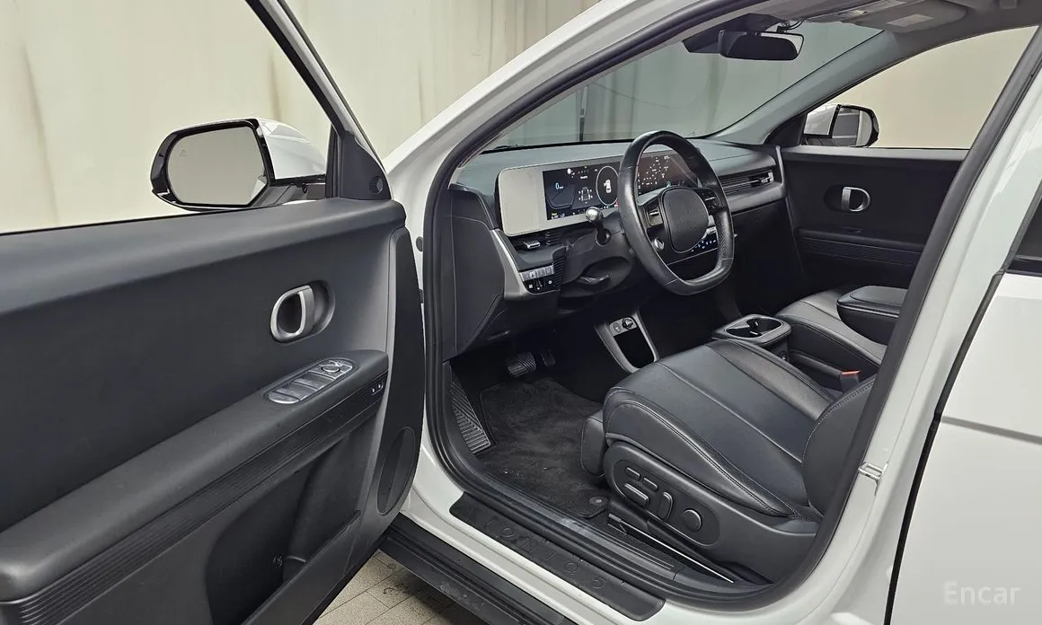 Photo 10 - Hyundai Ioniq 5