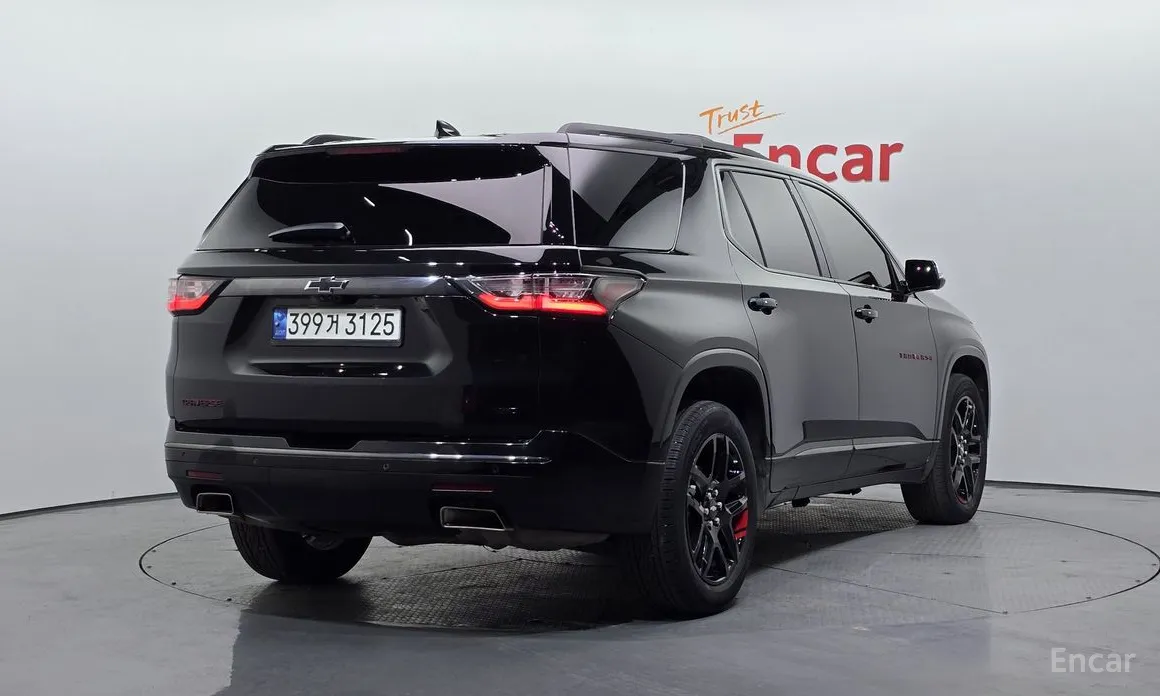 Фото 2 - Chevrolet Traverse