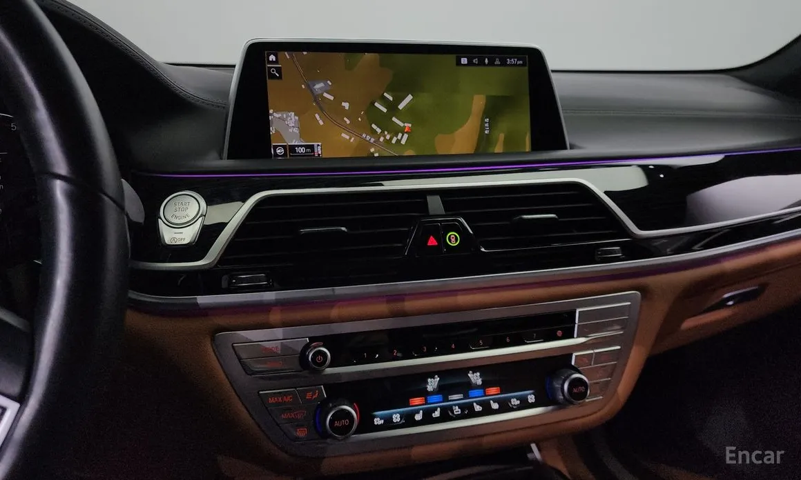 Фото 14 - BMW 7 Series