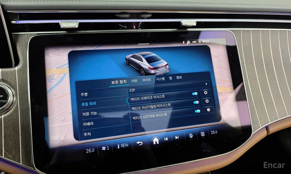 Фото 16 - Mercedes-Benz E-Class