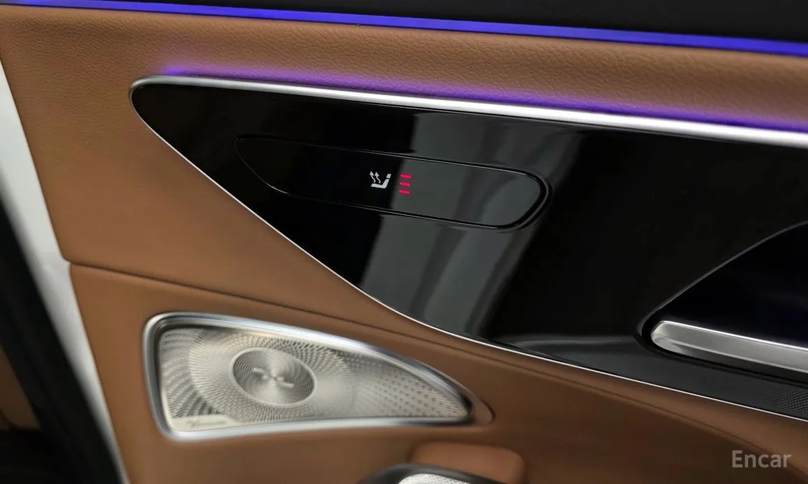 Фото 18 - Mercedes-Benz E-Class